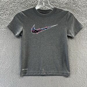 Nike Dri-Fit T-Shirt Boy Size 6 (M)  Gray Big Nike Check Logo Short Sleeve Shirt